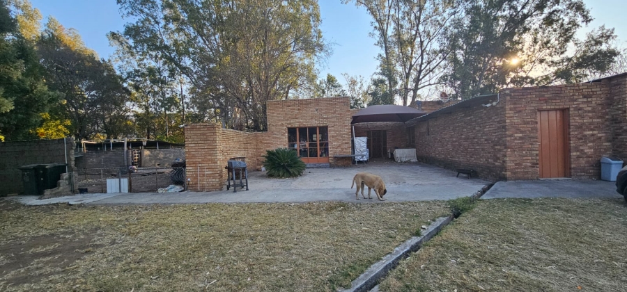 Commercial Property for Sale in Waterglen A H North West